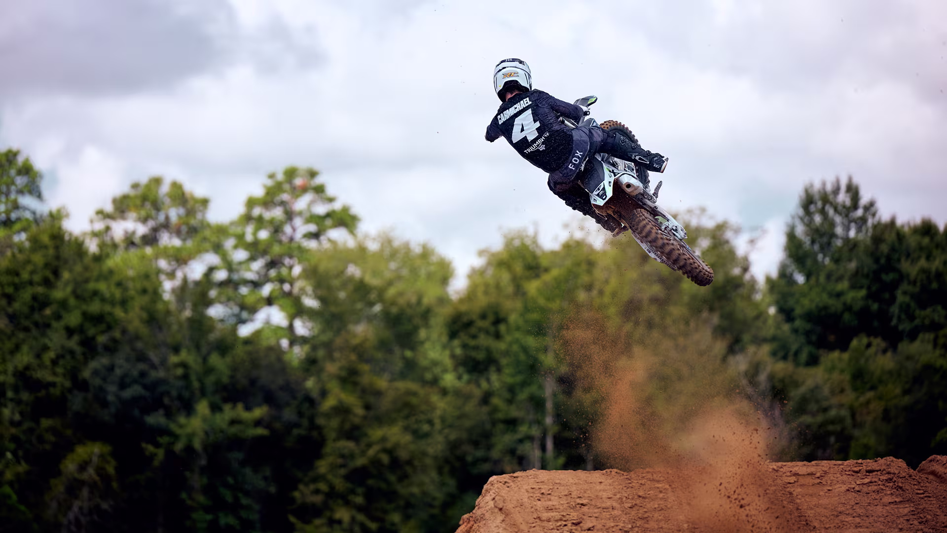 bikes-tf-450-rc-23-1920x1080